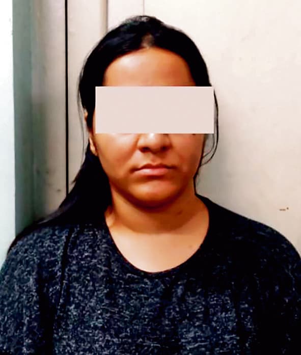 लिव इन पार्टनर के साथ कोलकाता में खरीदी थी प्रॉपर्टी, आंध्र प्रदेश के युवक से किया डिजिटल विवाह