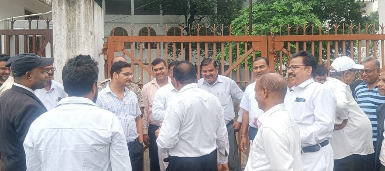 Bokaro News: न्यायिक कार्यों अलग रहे अधिवक्ता