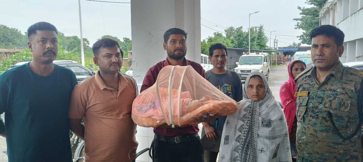 चोरी हुआ नवजात सकुशल बरामद, सीसीटीवी खंगाल रही है पुलिस