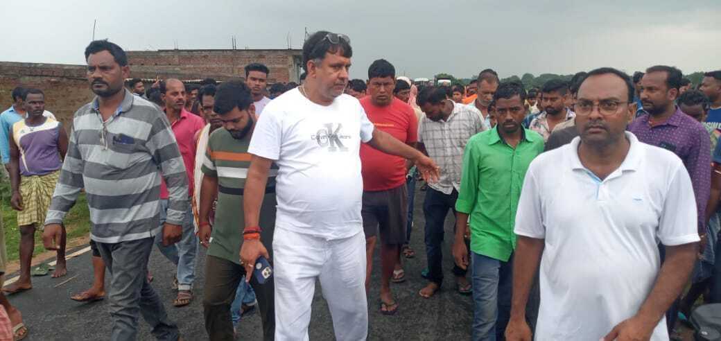 सड़क हादसे में घायल युवक की इलाज के दौरान मौत