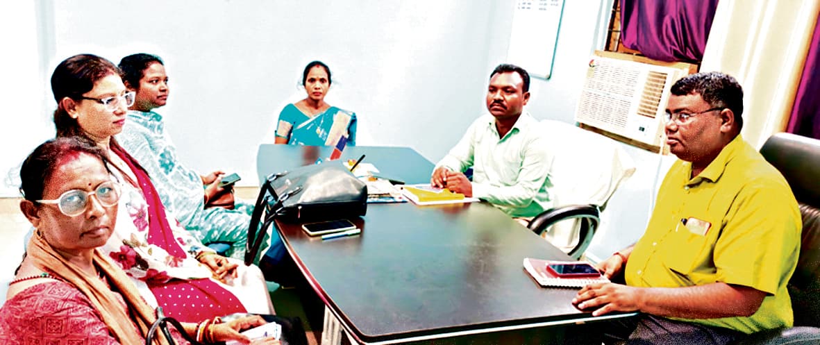 Seraikela Kharsawan News : घरों में जाकर फाइलेरिया की दवा खिलायी जायेगी