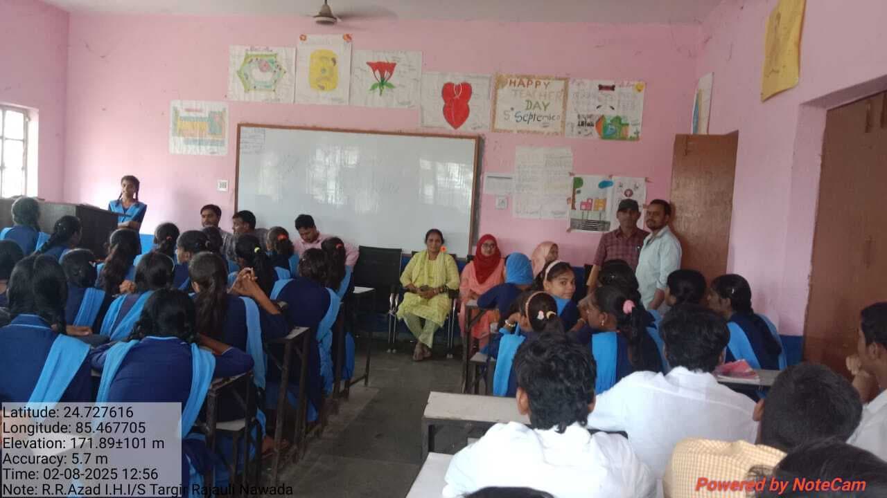 नाव दुर्घटनाओं से बचाव के लिए छात्रों को मिला प्रशिक्षण