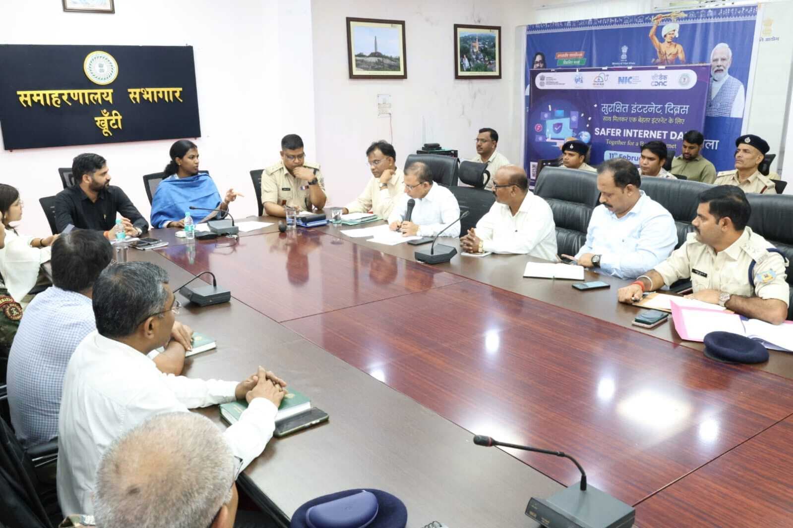 स्वतंत्रता दिवस समारोह की तैयारी में जुटा जिला प्रशासन, डीसी ने की बैठक