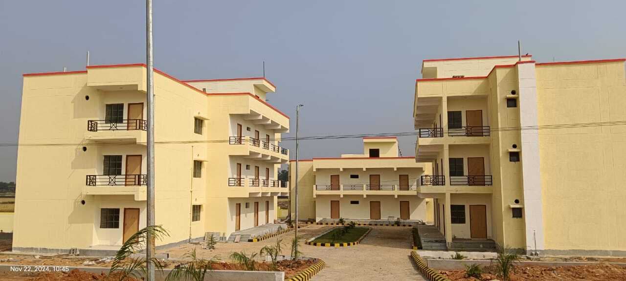 Giridih News :करोड़ों की लागत से अनुमंडलीय अस्पताल बनकर तैयार, उद्घाटन का है इंतजार