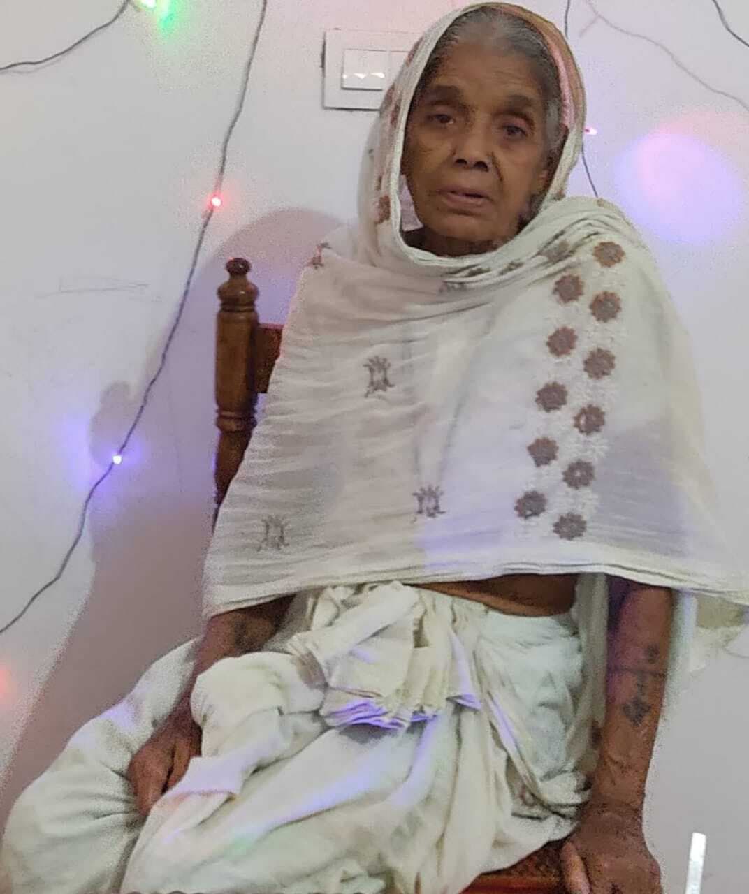 कांग्रेस के पूर्व जिलाध्यक्ष की मां का निधन, लोगों में शोक की लहर