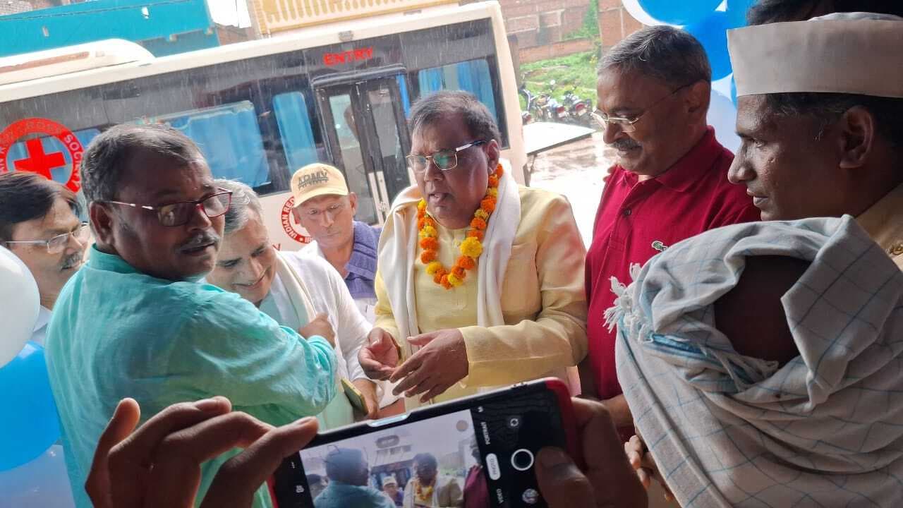 रक्तदान शिविर का किया गया आयोजन