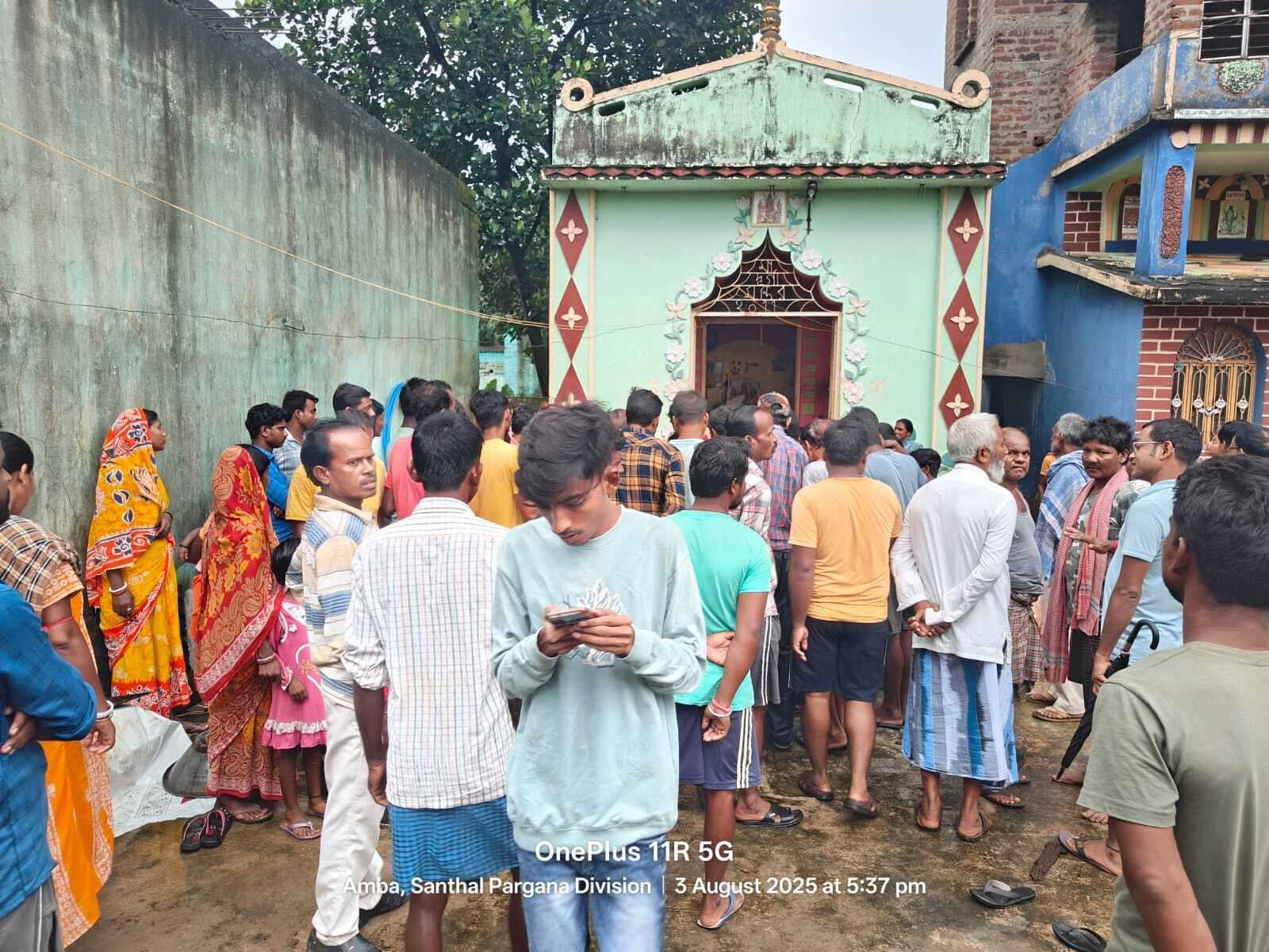 अर्द्धनिर्मित शौचालय टंकी में गिरने से मासूम की मौत