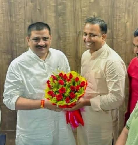 Darbhanga News: सूड़ी समाज ने जदयू के राष्ट्रीय कार्यकारी अध्यक्ष से की मुलाकात