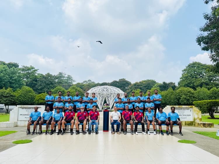 best Grassroot football jfc: सर्वश्रेष्ठ ग्रासरुट पुरस्कार सभी कोचों को समर्पित : मुकुल चौधरी