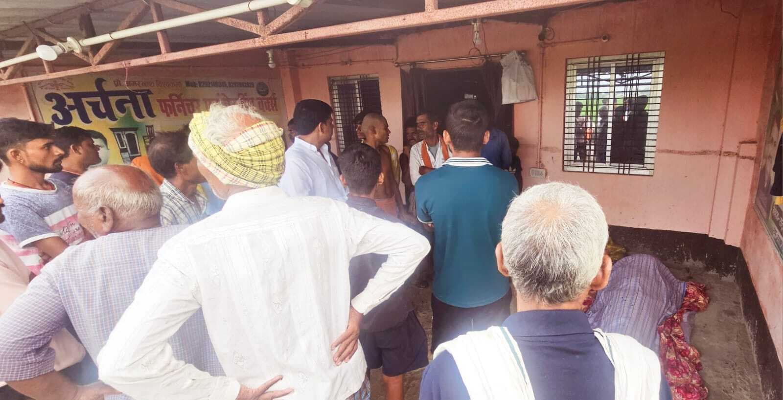 करेंट की चपेट में आने से व्यक्ति की मौत