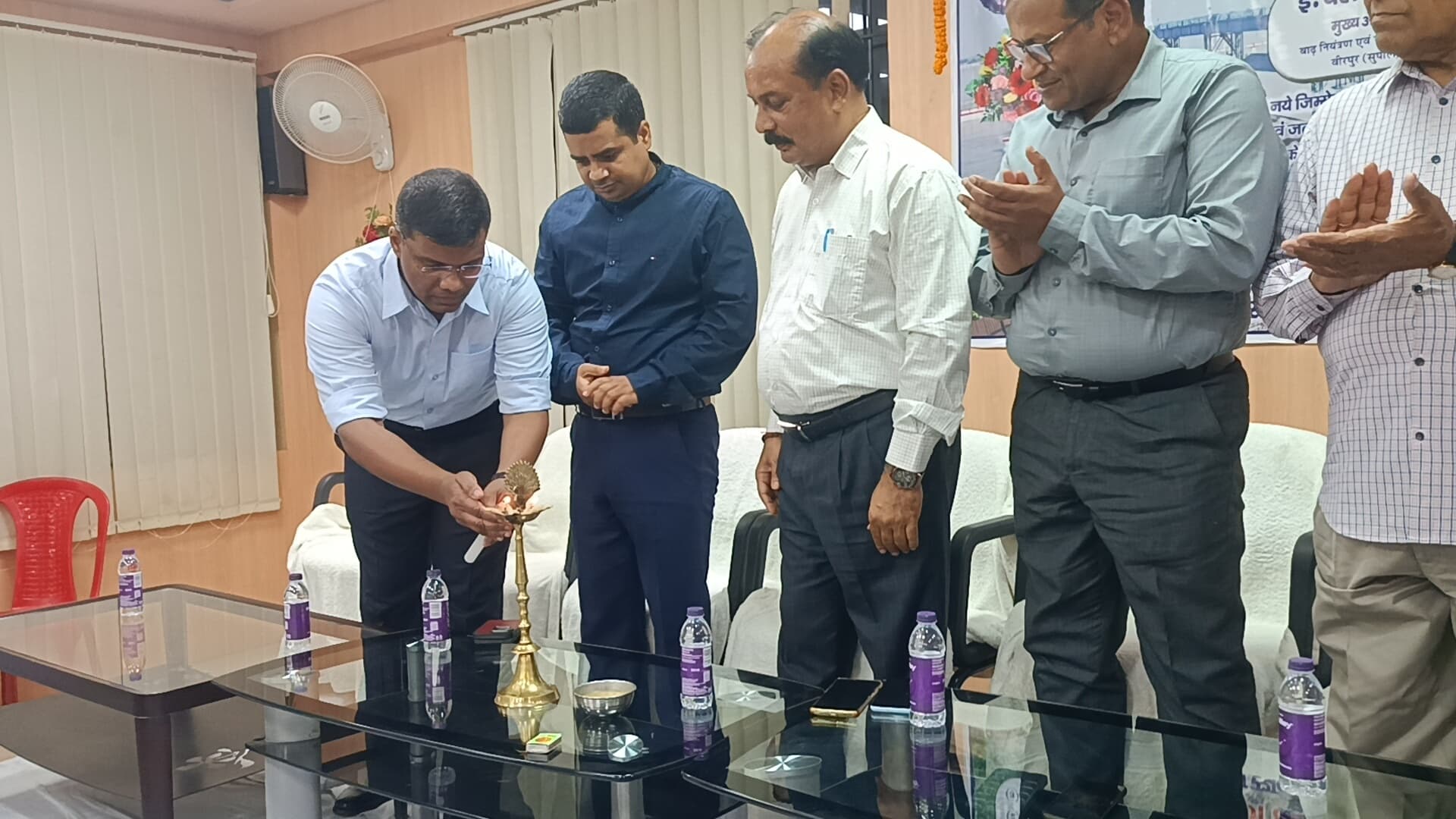 बराज के अपस्ट्रीम व डाउनस्ट्रीम क्षेत्र में पांच किमी तक सिल्ट हटाने से बराज की बढ़ सकती है आयु : ई वरूण