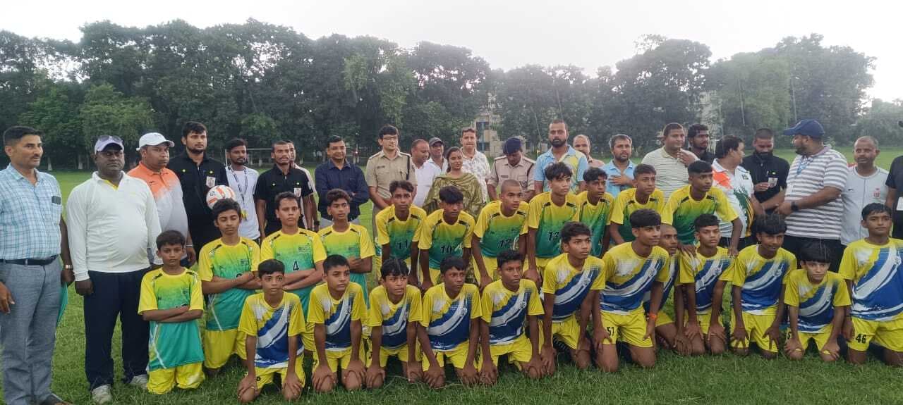 सुब्रतो मुखर्जी फुटबॉल प्रतियोगिता में कैमूर बालिका टीम ने पटना को 4-0 से हराया