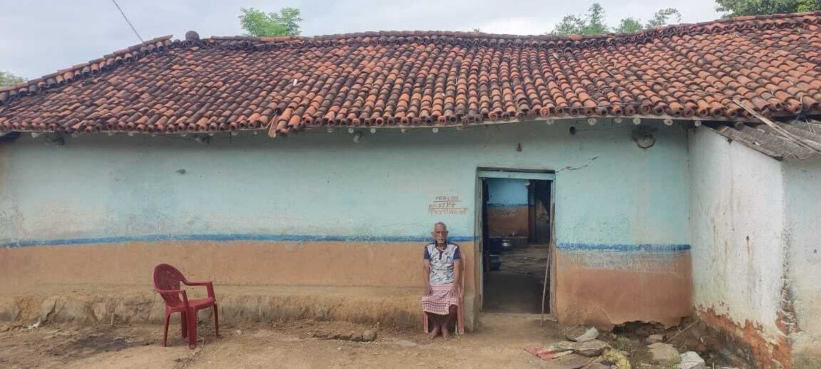 Deoghar news : पुलिस की गिरफ्तारी से बचने के लिए कई बार डिगरिया में छुपकर रहे शिबू