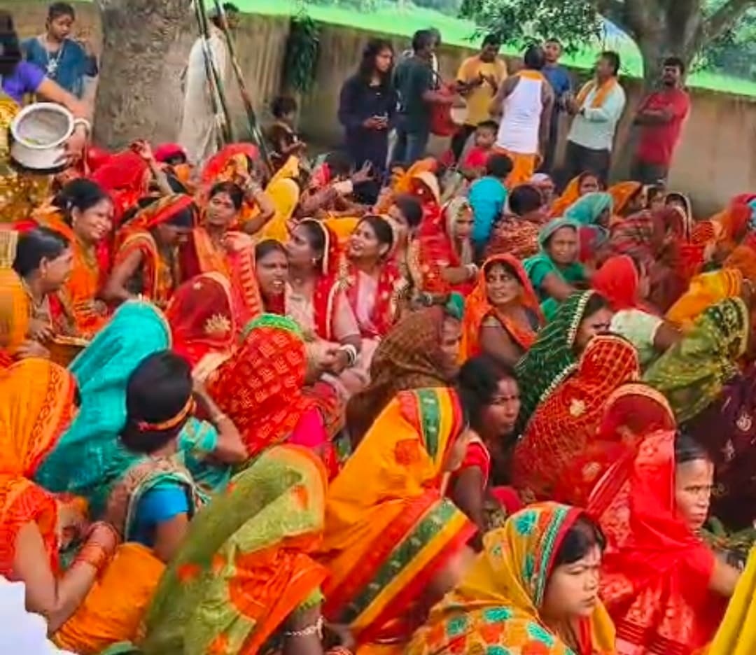 कबैया गांव में बूढ़ी माता की पूजा को निकाली शोभायात्रा