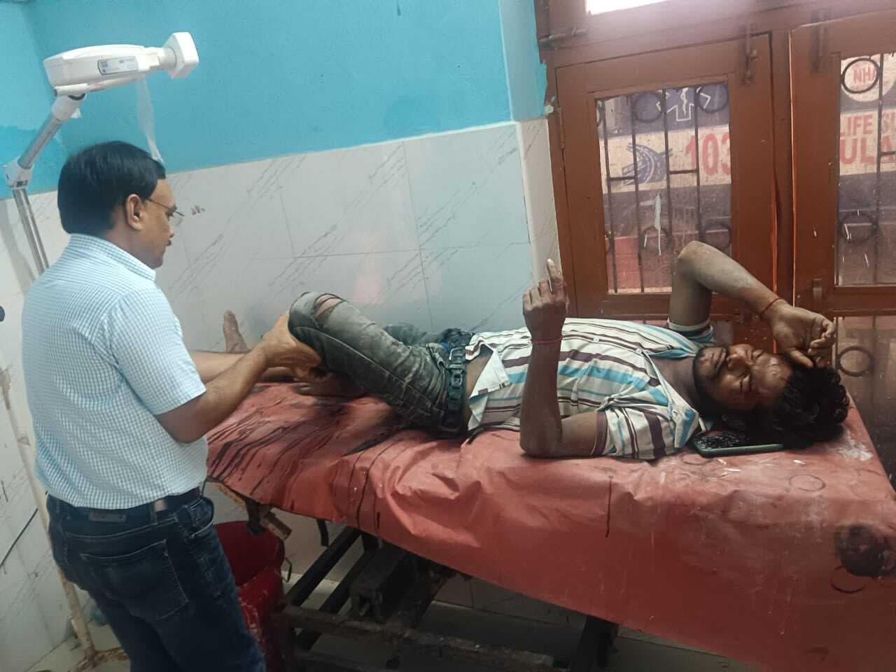 Motihari : टेंपो की टक्कर से बाइक सवार घायल