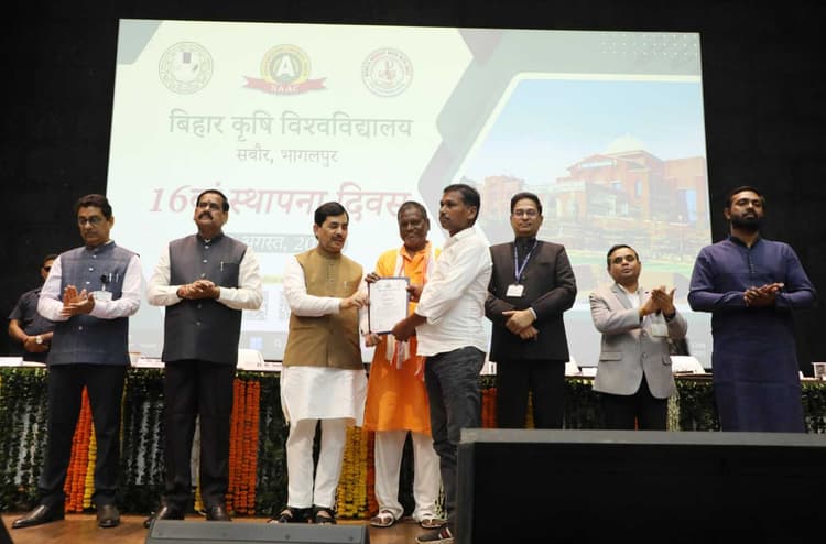 लाह की खेती कर समृद्ध होने वाले कटोरिया के दो किसान हुए पुरस्कृत