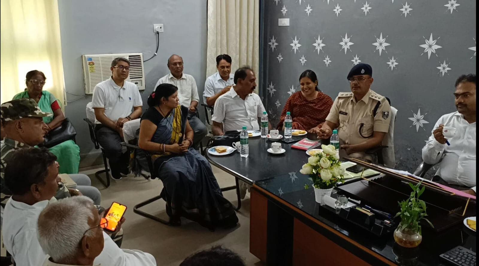 Madhubani News : स्वतंत्रता दिवस समारोह की तैयारी के लिए एसडीएम ने की बैठक