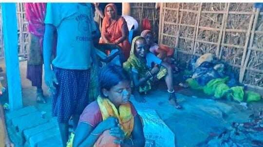 खेत से मखाना निकालने गये मजदूर की करंट लगने से मौत