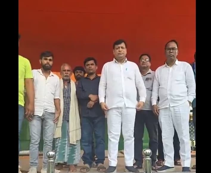 कांवरियों की सेवा के लिए लगाया गया शिविर