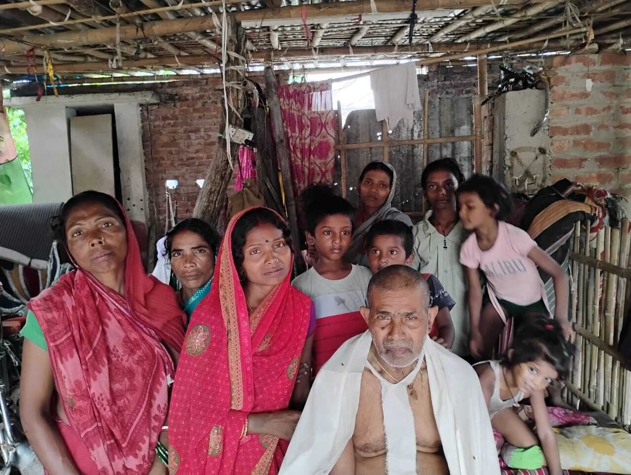 किशोर के ऊपर गिरा दीवार, हुई मौत