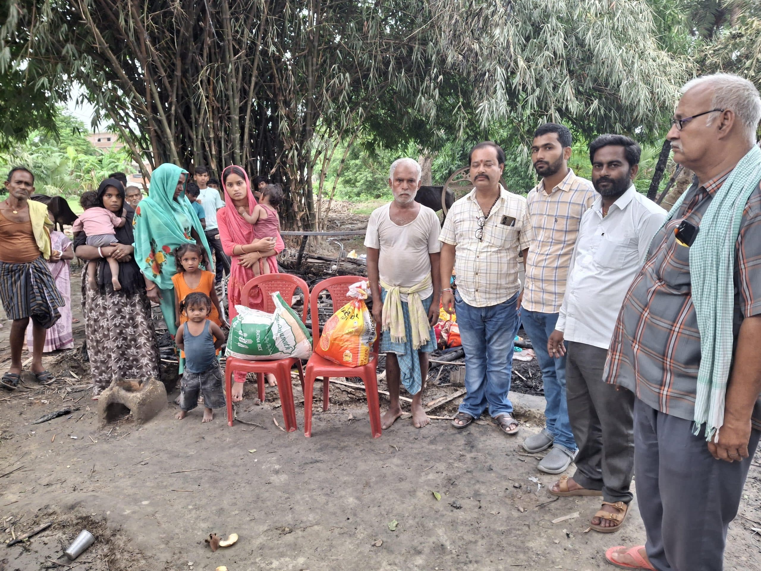 Samastipur : निकसपुर में आग लगने से घर जलकर खाक