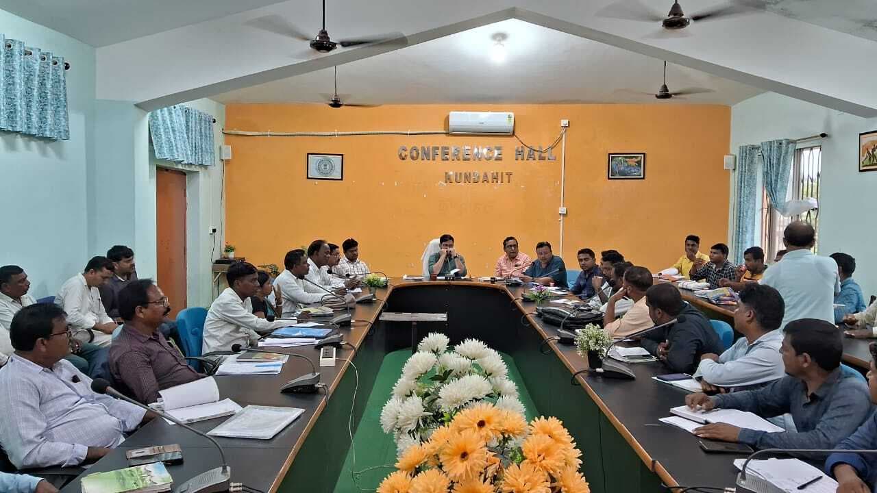 मनरेगा में महिला मजदूरों की बढ़ायें भागीदारी : बीडीओ