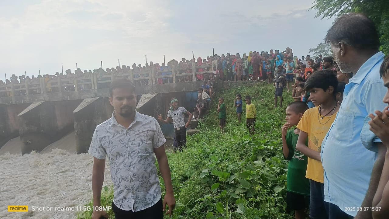 नहर में नहाने गया किशोर डूबा, खोजबीन जारी