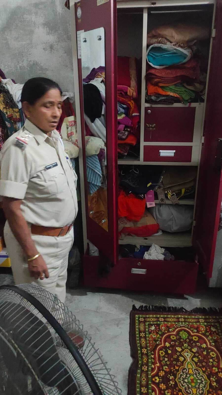 Motihari : तीन घरों से नकद व आभूषण सहित नौ लाख की चोरी