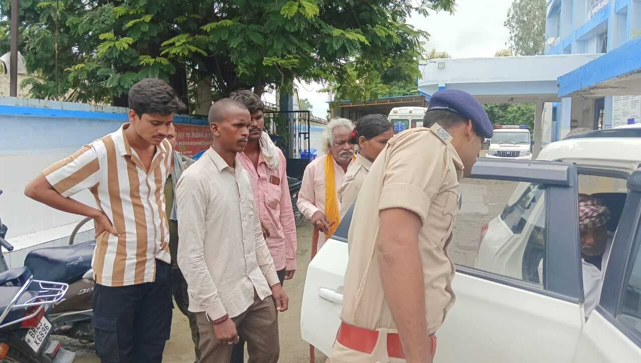 सियापोखर गांव में सांप काटने से किशोर की मौत