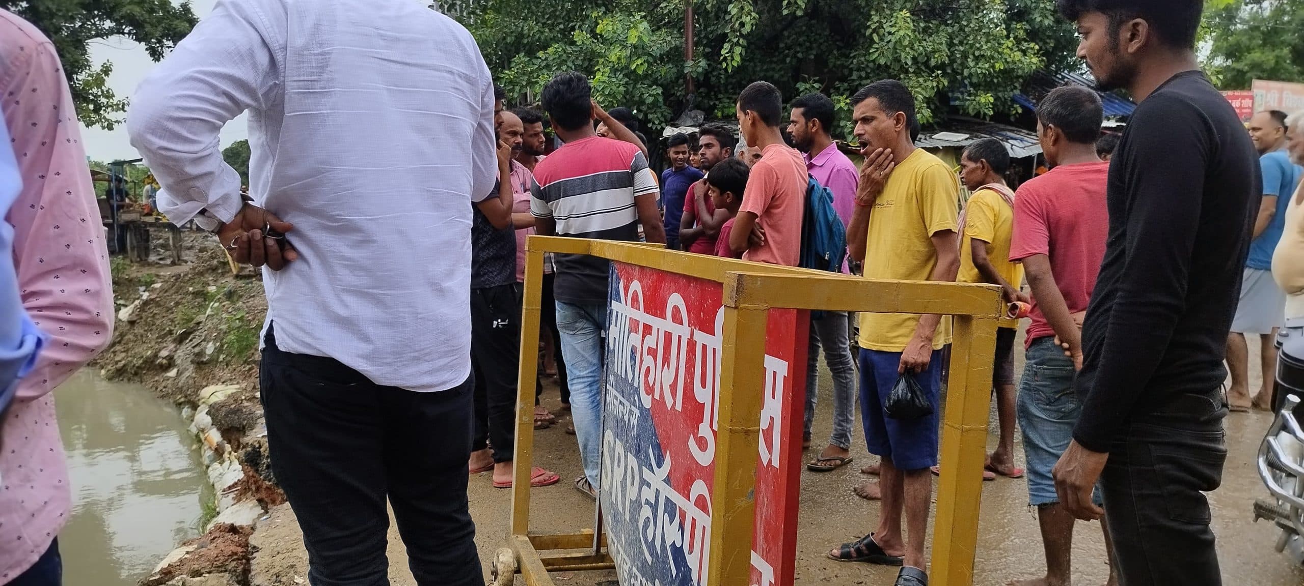 Motihari : निर्माणाधीन पुल के पास बाइक पलटी, एक की मौत