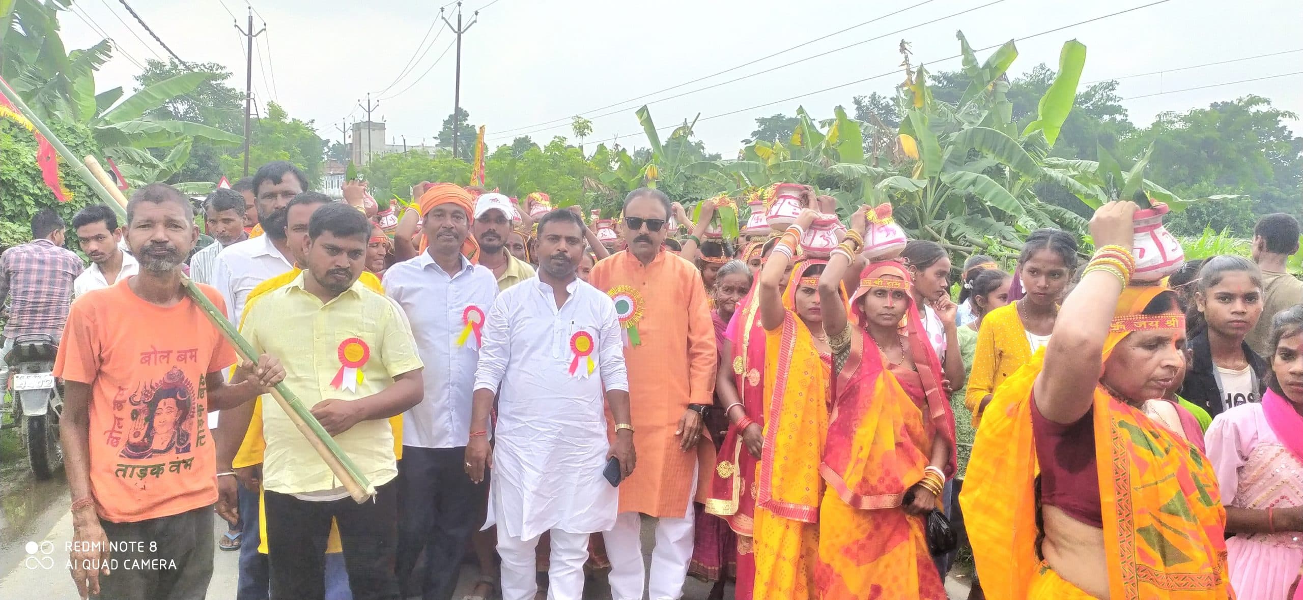 हनुमान मंदिर से निकाली कलश यात्रा