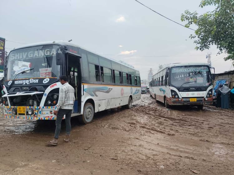 Madhubani News : रामपट्टी में अंतरराज्यीय बस अड्डा निर्माण के लिए दस एकड़ भूमि का मिला एनओसी