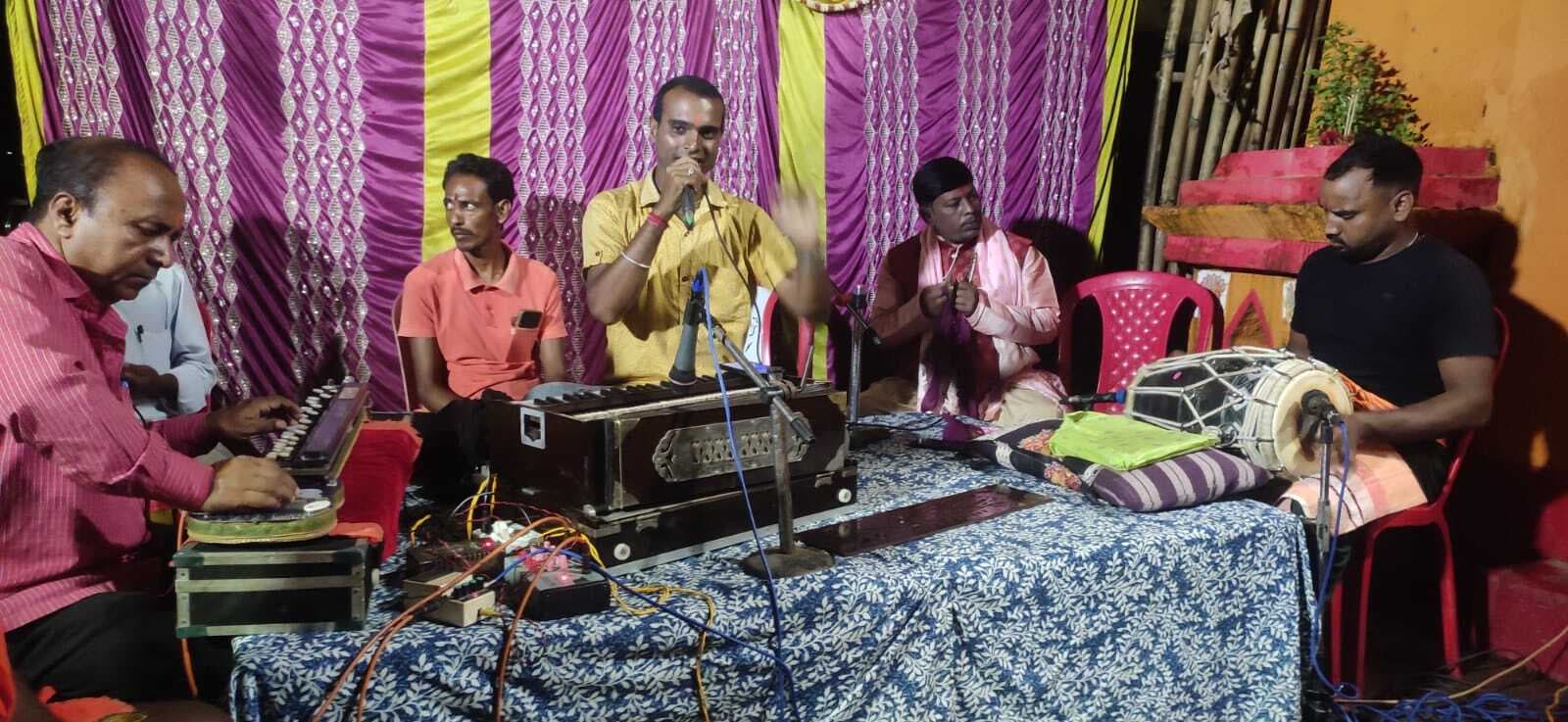 हनुमान चालीसा के पाठ से माहौल हुआ भक्तिमय