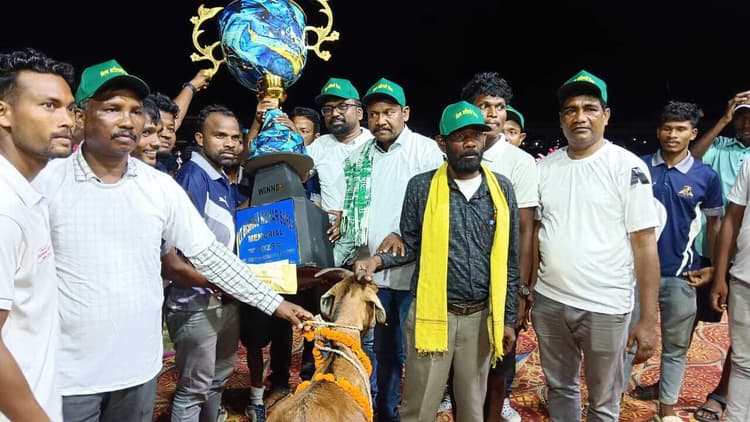 East Singhbhum News : एसएस एफसी को हरा बिरसानगर बना विजेता