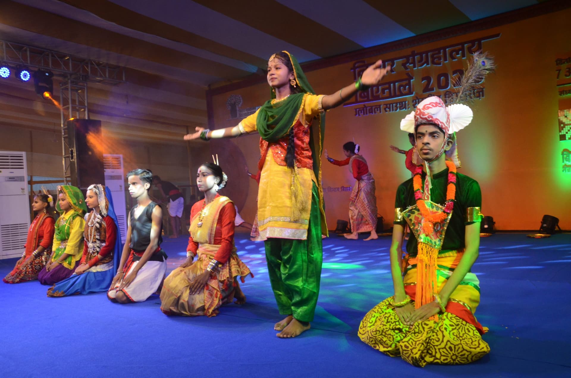 बिहार म्यूजियम बिनाले: मुखौटा, नारी शक्ति पर चर्चा