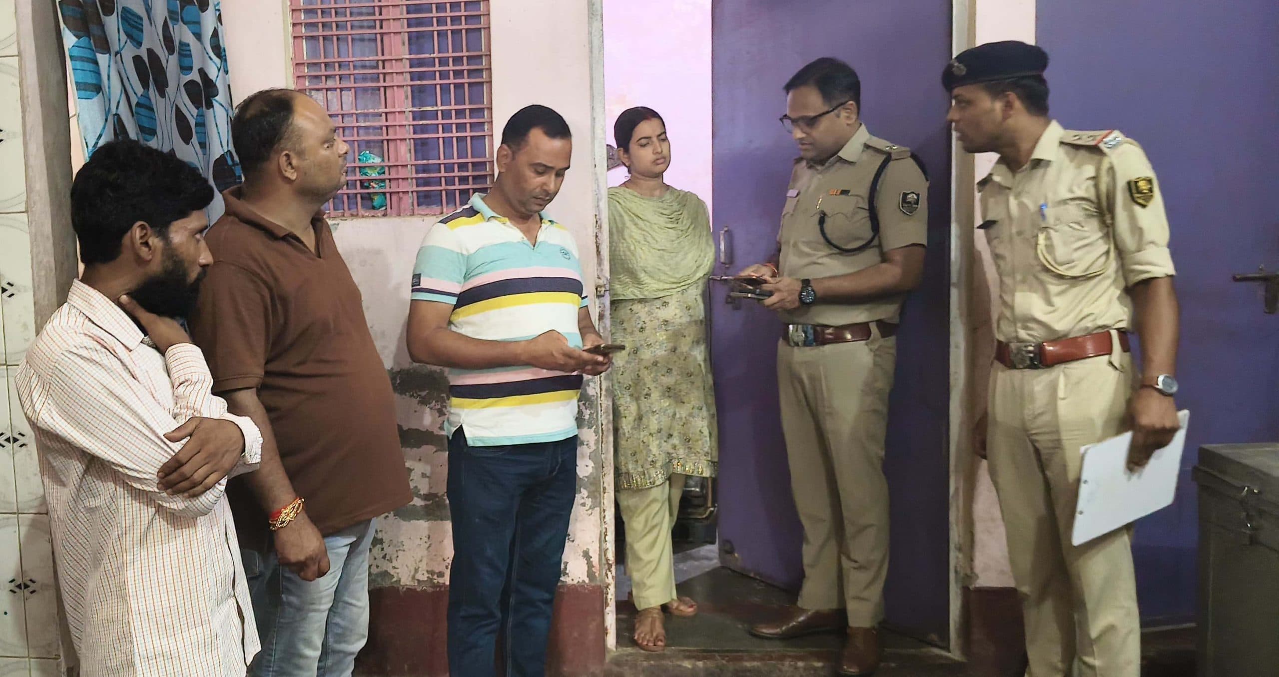 घरेलू कलह से परेशान युवक ने फंदे से झूलकर दी जान