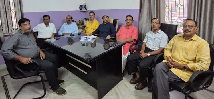 Bokaro News : बीएसएल के रिटायर अधिकारियों के हितों को लेकर ठोस कदम उठाने की बनी योजना