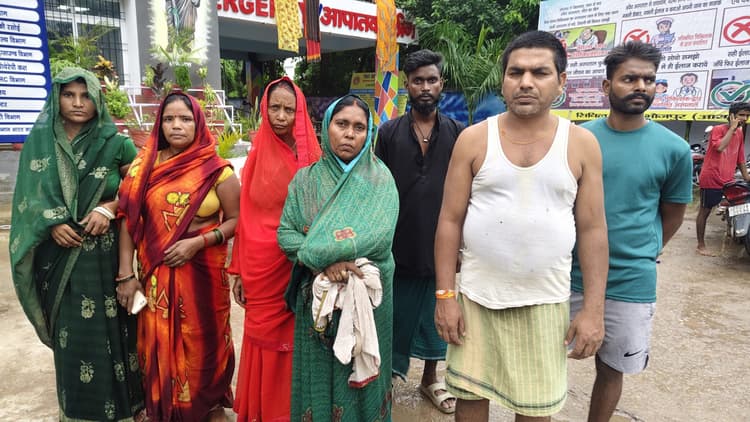 बाढ़ के पानी में डूबने से बुजुर्ग की मौत