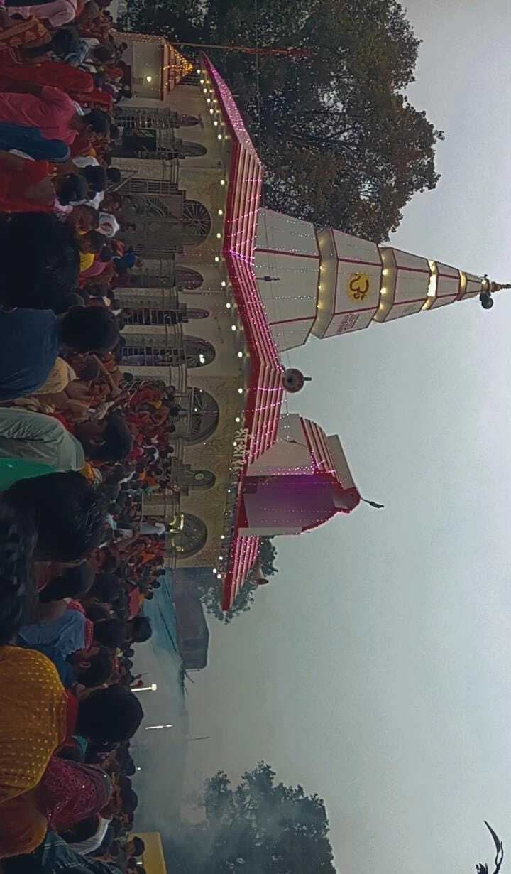 सारवां: डकाय में धूमधाम से हुई दुबे बाबा की वार्षिक पूजा