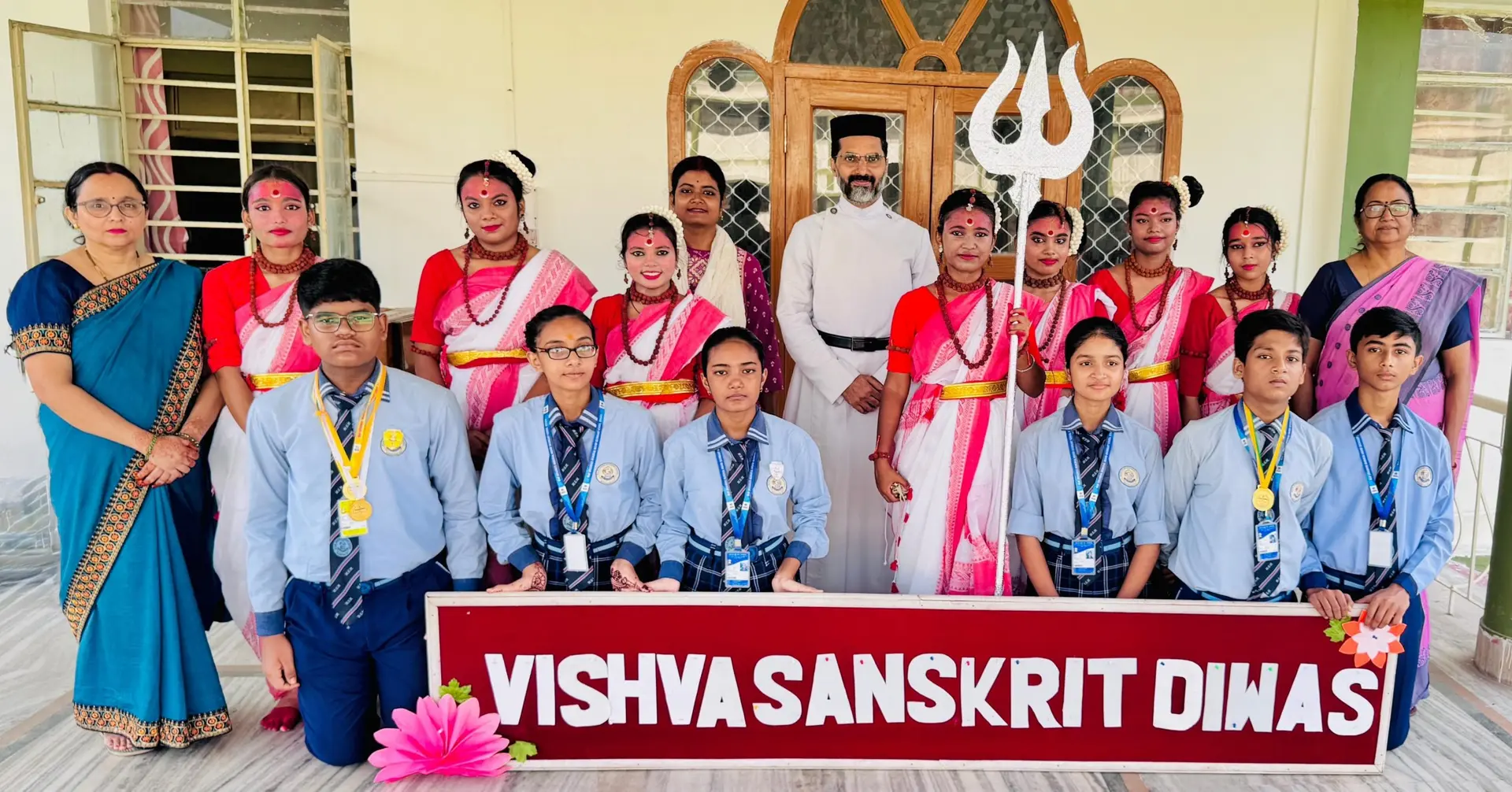 Bokaro News : संस्कृत विश्व की प्राचीनतम भाषाओं में से एक : प्राचार्य