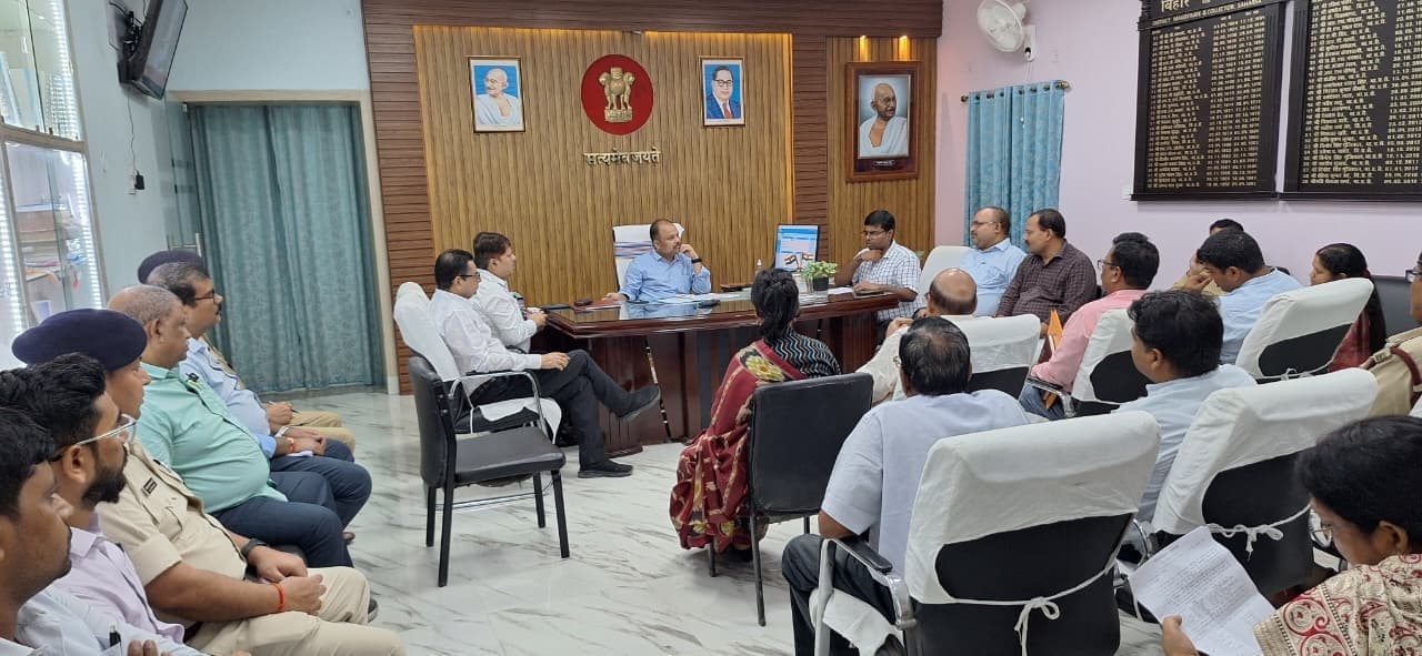 मुख्य कार्यक्रम स्थल पर 8.30 बजे होगा झंडोत्तोलन