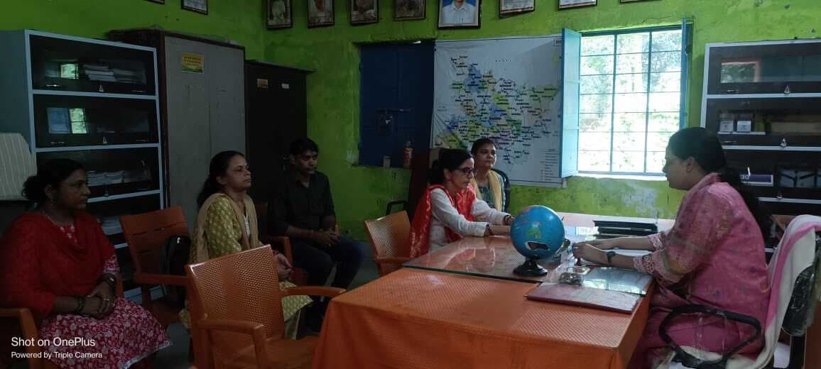 प्रभारी बीईओ ने बुनियादी विद्यालय कोलासी का किया निरीक्षण, दिये निर्देश