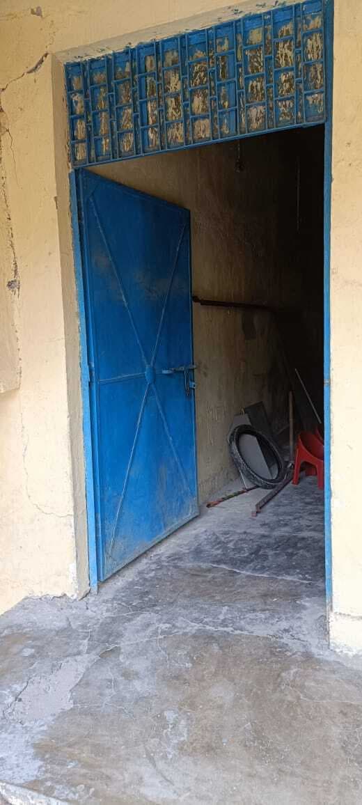 ड्यूटी पर तैनात गार्ड के रहते हो गयी क्रिकेट मैट की चोरी