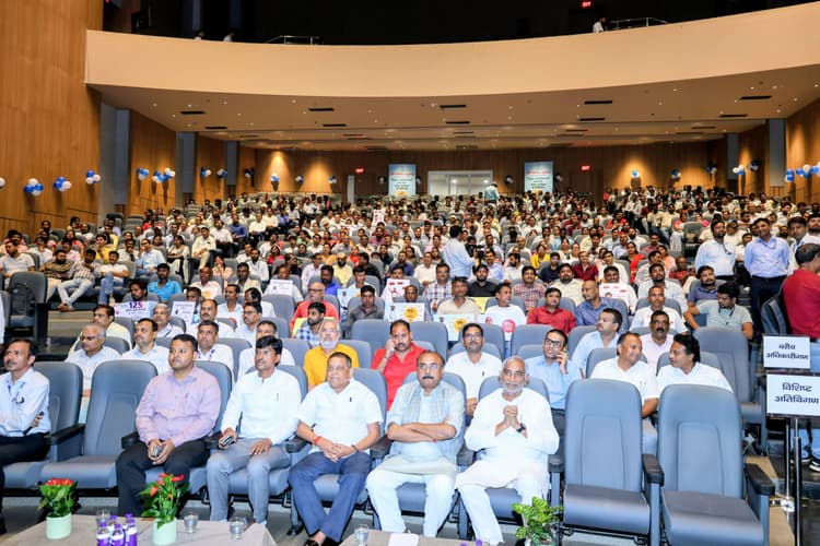 Patna News : पटना जिले में 11.25 लाख उपभोक्ताओं को मिल रही 125 यूनिट फ्री बिजली