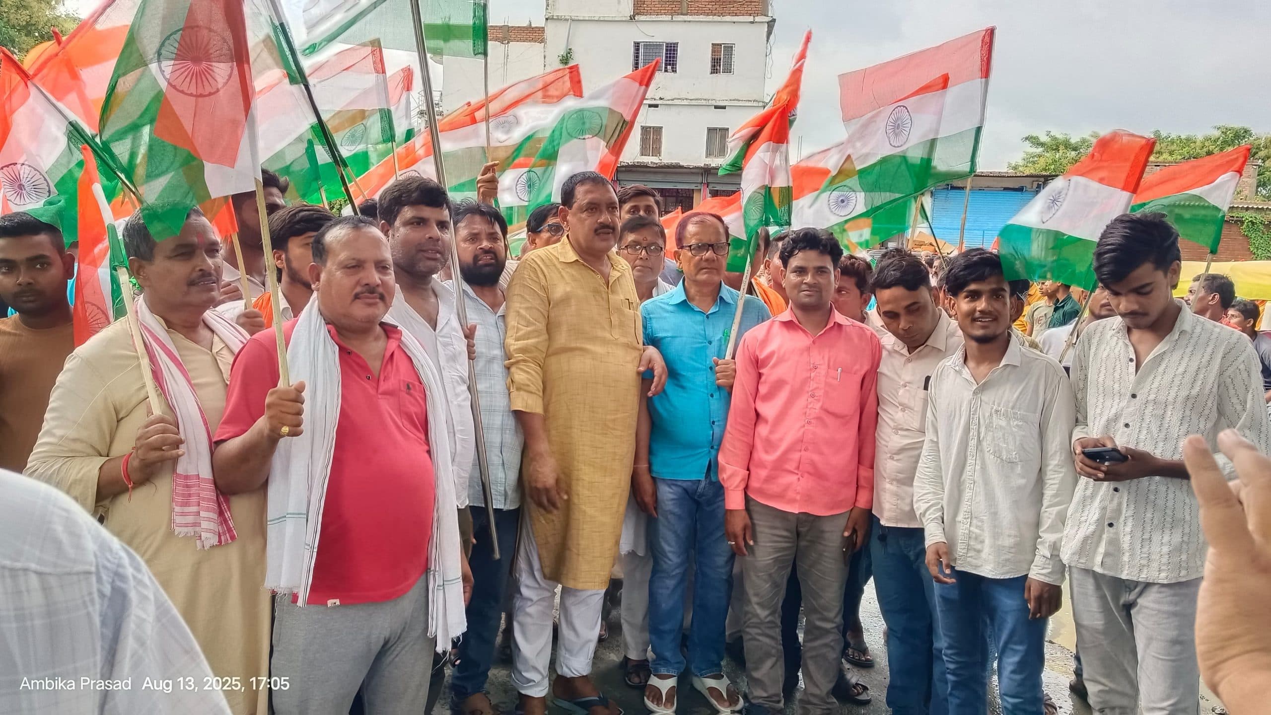 Motihari: कोटवा में निकाली गयी भाजपा का भव्य तिरंगा यात्रा