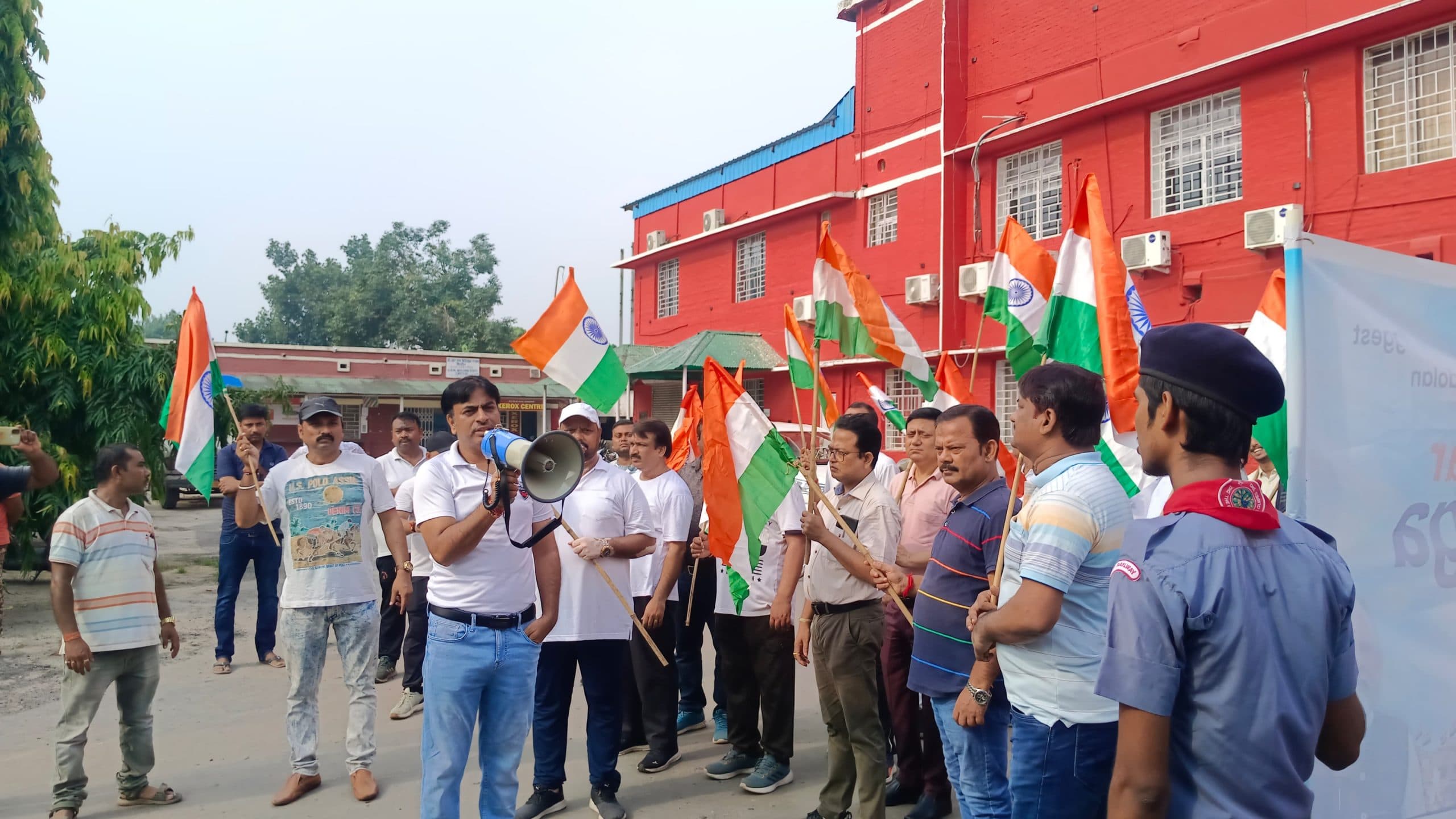 आजादी के अमृत उत्सव हर घर तिरंगा यात्रा को लेकर निकाली पैदल रैली