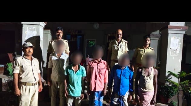 पुलिस ने शराब के मामले में 66 लोगों को किया गिरफ्तार