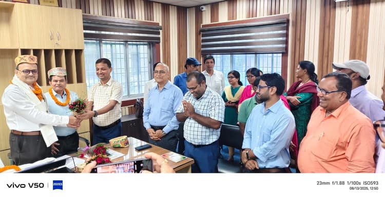 Samastipur News:पठन-पाठन की व्यवस्था व अनुशासन को बढ़ावा को प्राथमिकता
