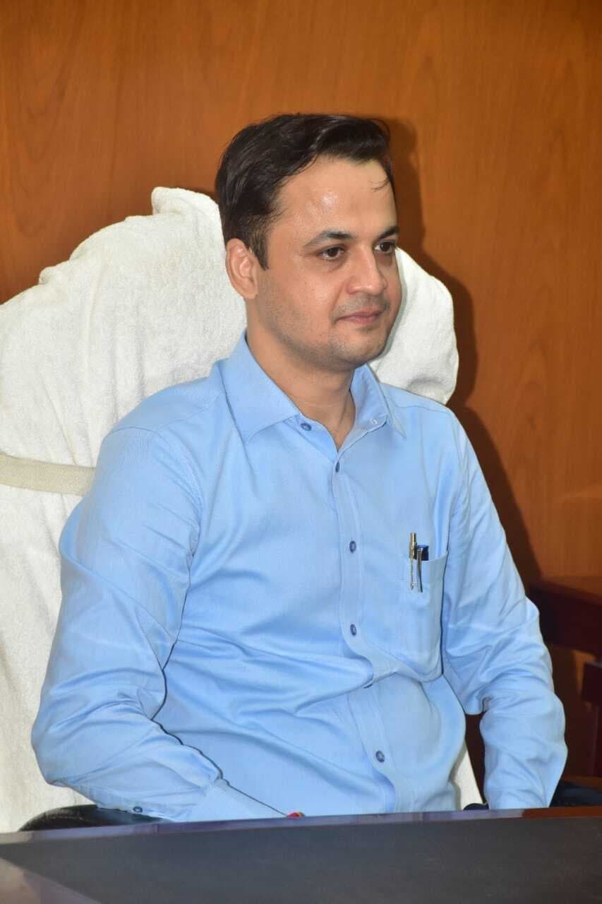 Madhubani News : अधिकारियों की उपस्थिति के लिए निगरानी व्यवस्था लागू