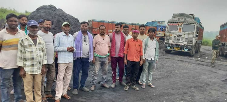 Bokaro News : 25 दिनों बाद बंद स्लरी लोकल सेल खुला, मजदूरों में खुशी